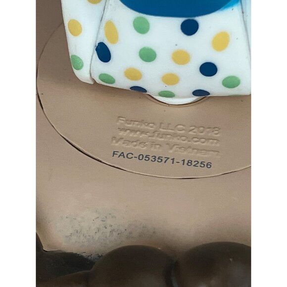 Funko Pop! Disney Mary Poppins: Mary with Bag 467 Loose Vinyl Figure - Picture 8 of 13